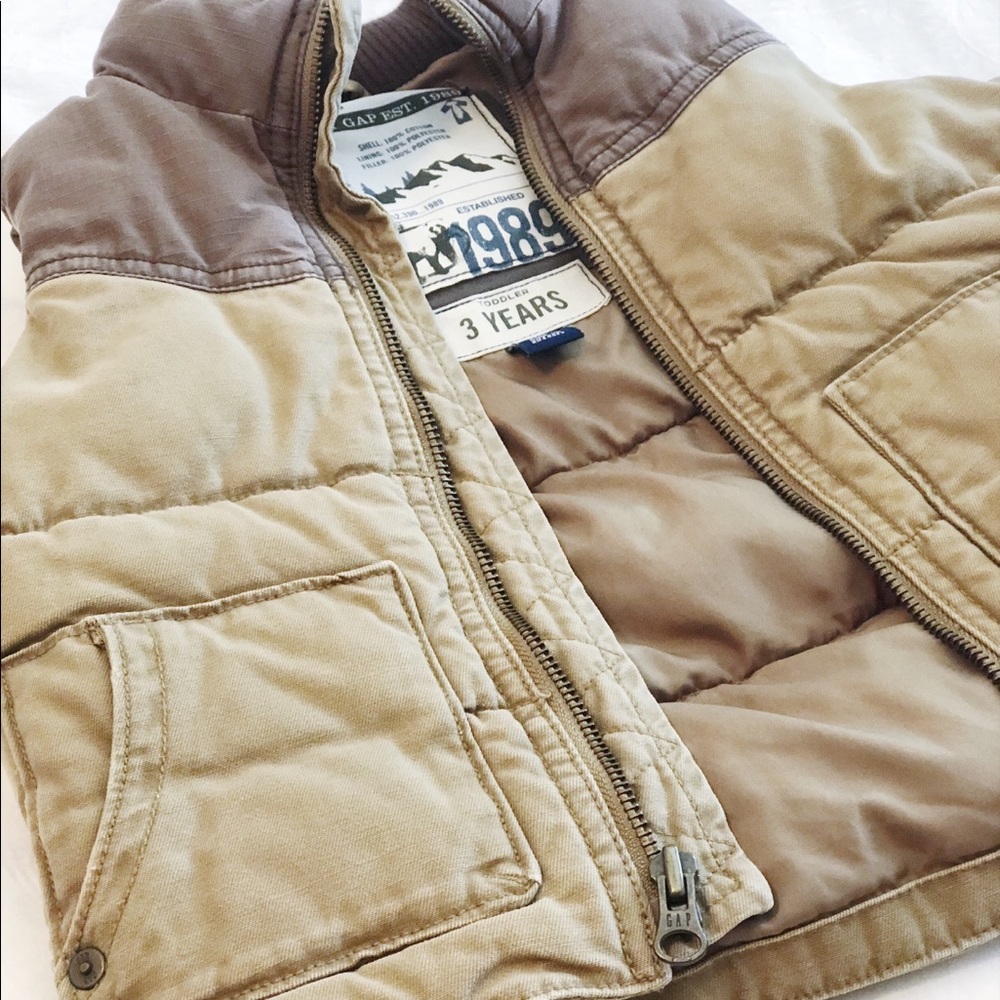 Gap puff vest